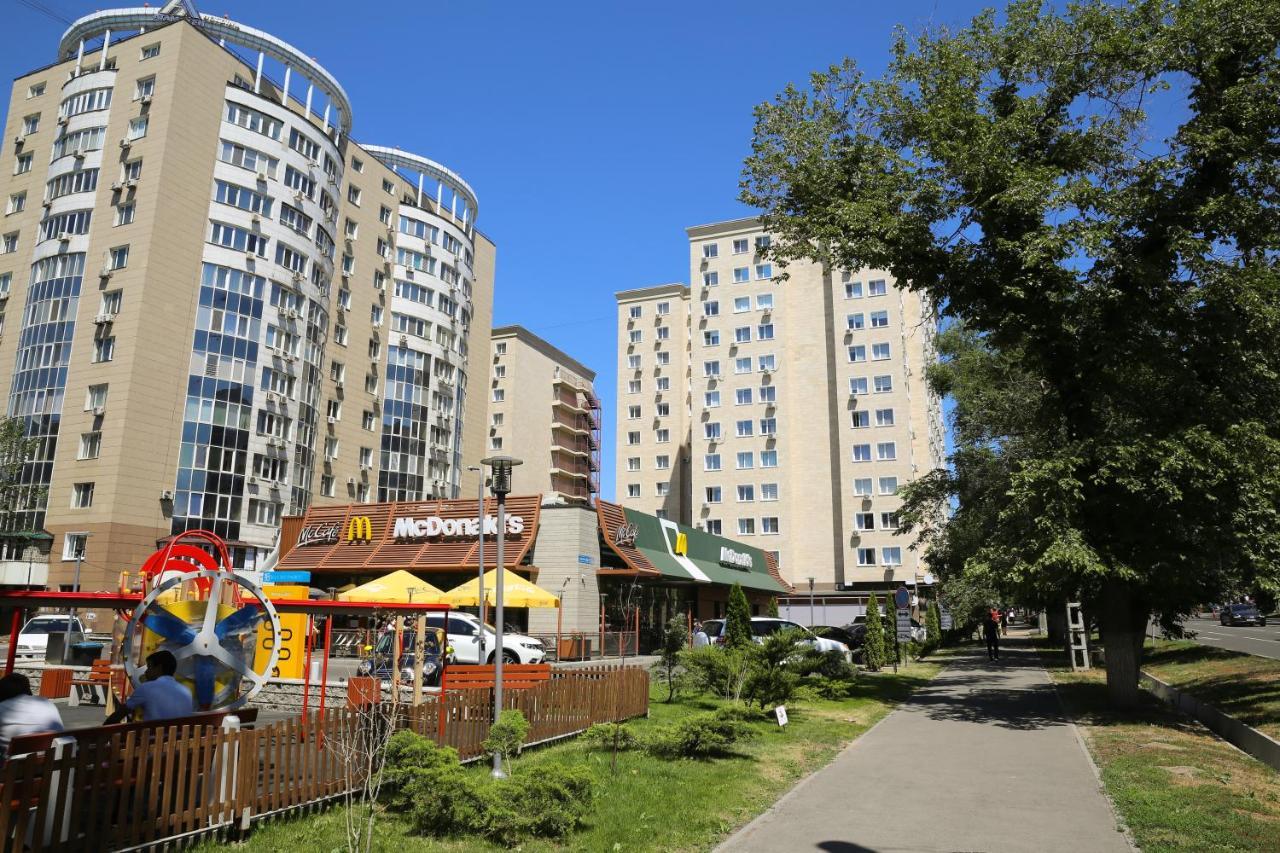 Adt Apartments Almaty Exteriér fotografie