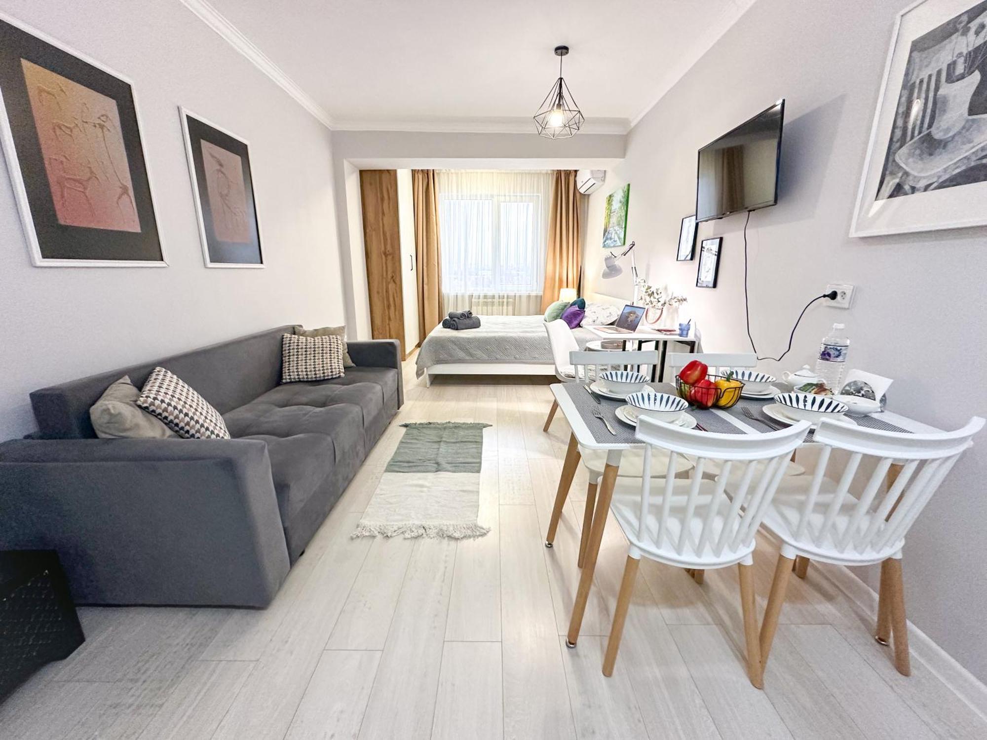 Adt Apartments Almaty Pokoj fotografie